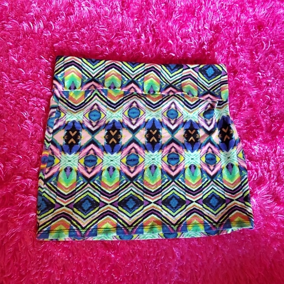 Festival Skirt - Picture 2 of 3